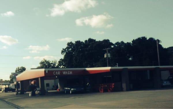 Frank's Car Wash & Shell Rapid Lube