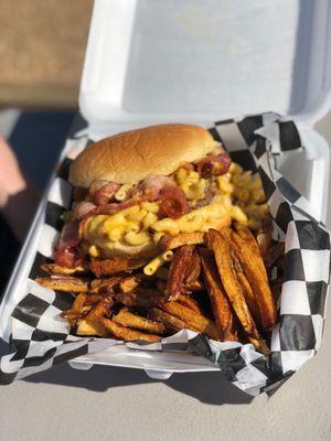 Bacon Mac Cheeseburger