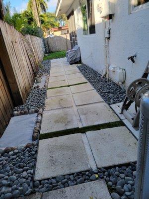 Stones and exterior tiles installation