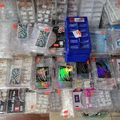 te damos descuentos y regalos con la compra de tu producto de uñas te enseñamos te damos guía a usar el producto de uñas gratis