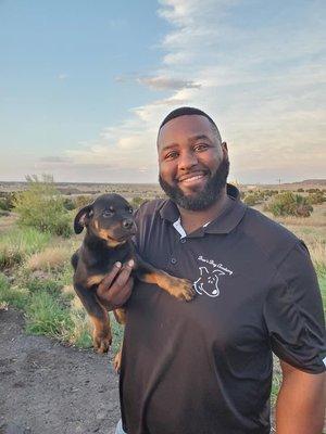 Owner delivers pup to NM.