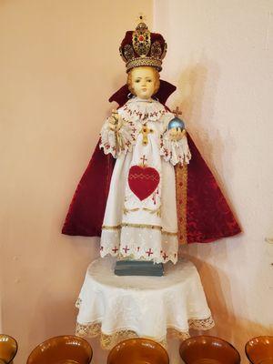 Infant of Prague in His Sacred Heart vestments