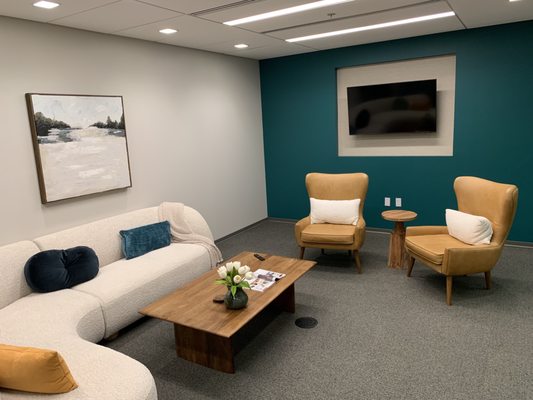 Meno-Start's patient living room provides you  with style and comfort while you wait for your appointment to begin.