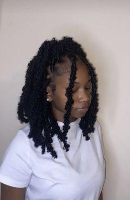 Short butterfly locs