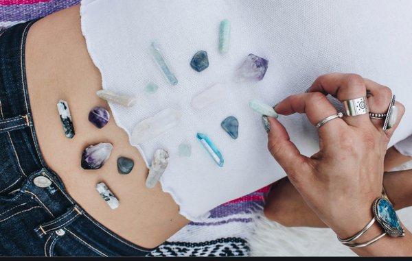 Crystal Healing Stone Medicine Practioner