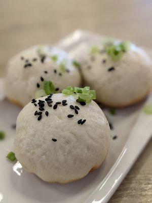 Shrimp and pork fried buns