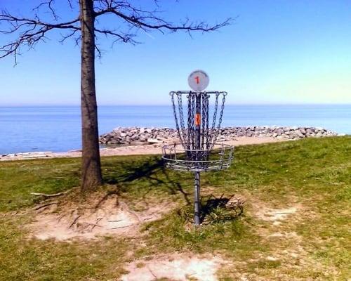 Lake-view basket of hole #1