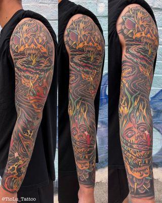 Sleeve by Tio Lu