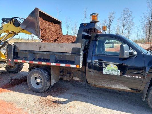 Hauling mulch