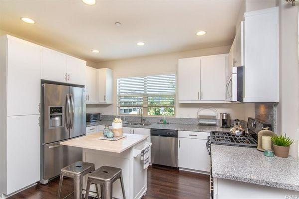 Client Listing - Anaheim Boulevard