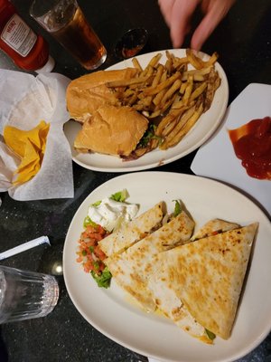 We got the torta and carnitas quesadilla. Absolutely great. The fries are killer! The staff was lovely. We'll be back.