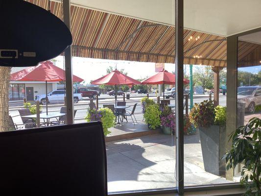 The view from my table out the front window.  There are several table outside for patrons.