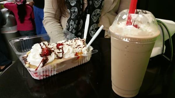 Banana split and nutella shake!