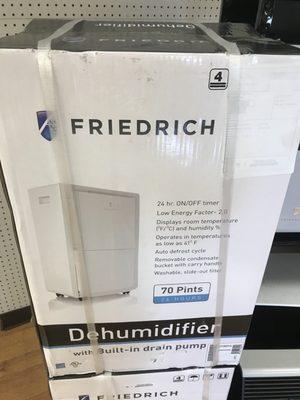 Dehumidifier. Great price!