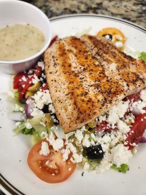 Greek Salat with Salmon