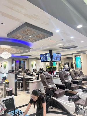 BeYOU Nail Bar