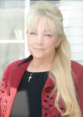 Connie M Soucy - Pax Realty