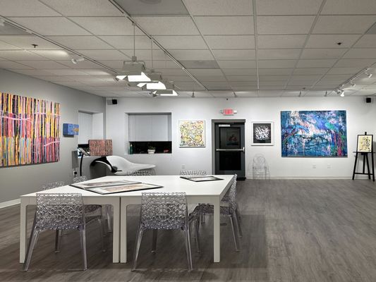 New 2400 Sqft Barsky Art Gallery Space in Hoboken NJ - Available for elevated private and corporate events.