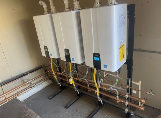 Comercial Tankless Water Heater Installation