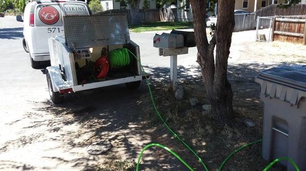 Jetting out a sewer line, the best way to clean it!