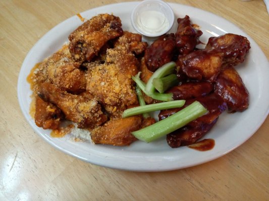 Garlic Parmesan Wings & Barbecue Wing