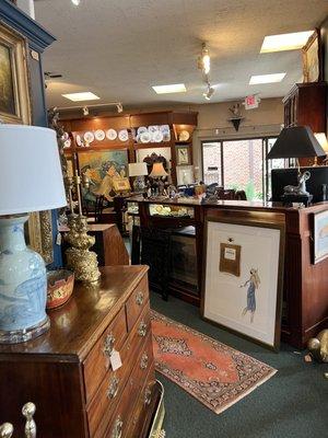 Middleburg Antique Emporium