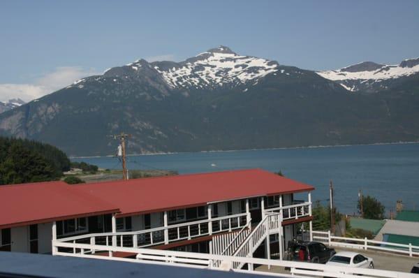 Located in magnificent Haines, Alaska, our motel enjoys fantastic panoramic views of the ocean water of the Lynn Fjord, North...