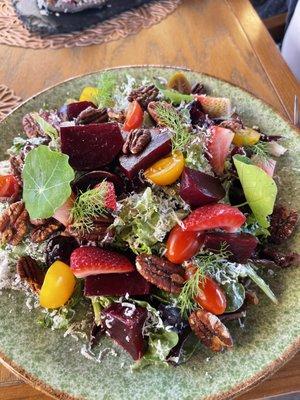 Summer harvest salad