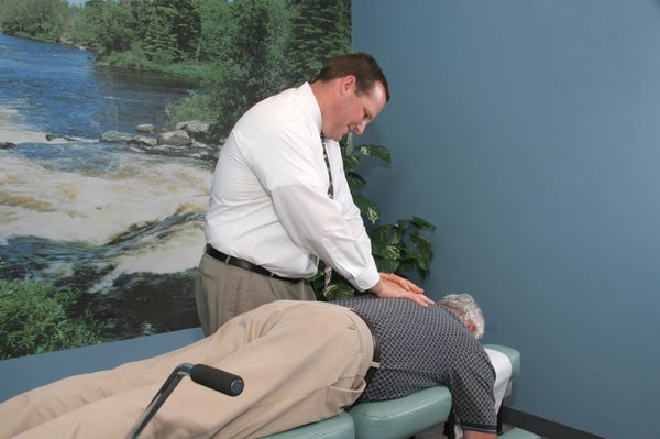 Dr. Logullo treats back pain.