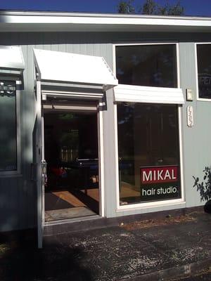 @MikalHairStudio