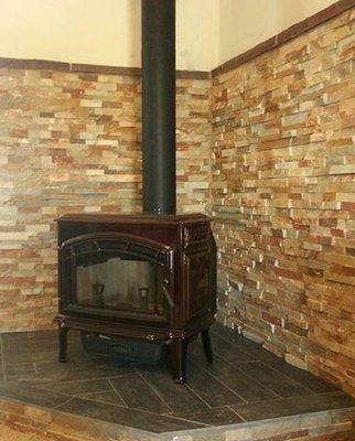 Quadrafire Explorer II wood stove in porcelain mahogany enamel installed by Wizard's locally in Flagstaff.