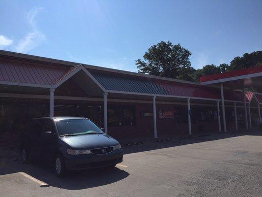 Dine in area for Dunkin' Donuts and subway