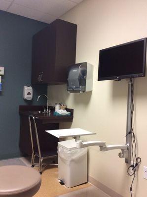 Another part of we'll equipped patient room.