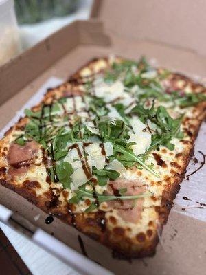 Arugula Prosciutto Pizza