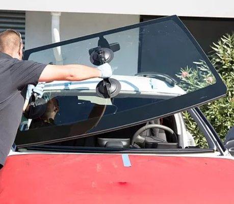 Call now for your free auto glass quote now!!