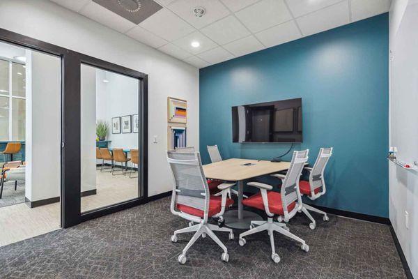 Meet with clients or coworkers in the high-tech meeting rooms