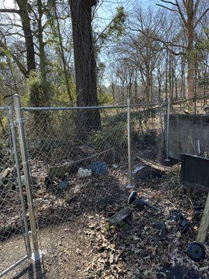 6' Chainlink Fence Mounted on Concrete With Custom Welded Poles