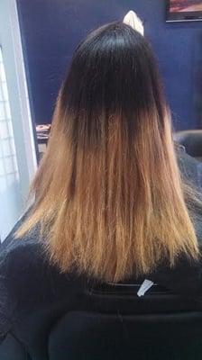 This is the OMBRE they did. You can tell why i needed the color correction and this is NOT caramel color with blond. HORRIBLE