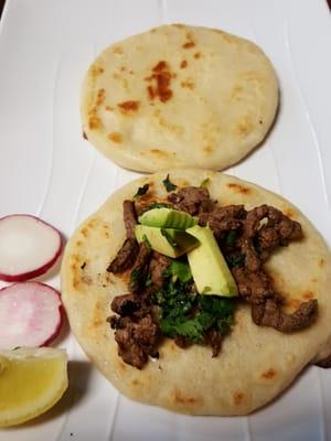 QUESO PUPUSA & PUTACO! (Pupusa Revuelta & Carne Asada Taco)