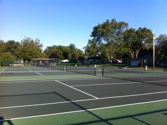 Nice tennis courts here.