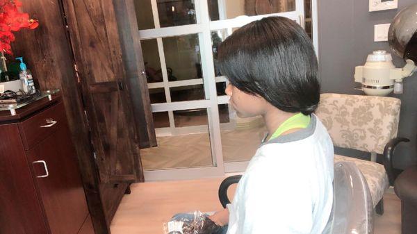 Shears N Styling Bar