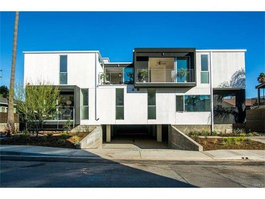 4 Units in Manhattan Beach- Sold for between $1,415,000- $1,430,000