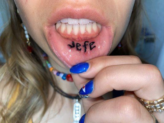 Jefe lip tattoo :)))))3