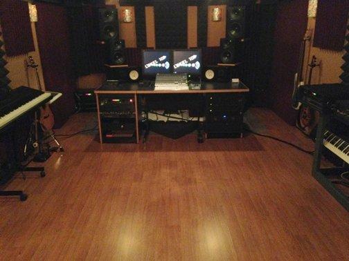 Current Audio Studio located in Deerfield, IL