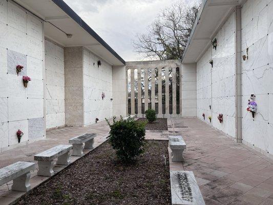 Evergreen Cemetery Funeral Home and Crematory