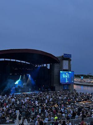 Jones Beach Theater