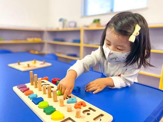 Toddler program - during montessori job time