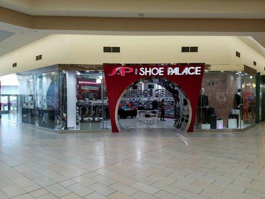 Shoe Palace