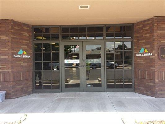 The Bank of the Sierra branch in Lindsay on 142 S. Mirage Ave.