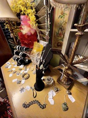 Marblehead Antiques